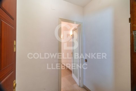 Apartamento de 2 dormitorios en venta en Barcelona, Cataluña, Spain № 7678 - foto 2