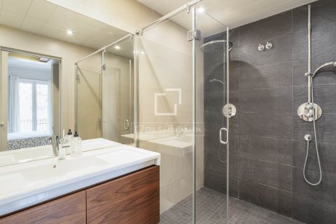 Купить квартиру в Барселона, Испания с 2 спальни, 71м², № 3952 - фото 29