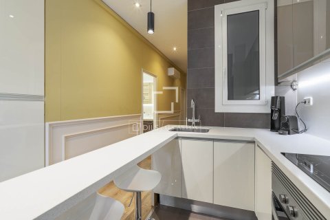 Купить квартиру в Барселона, Испания с 2 спальни, 71м², № 3952 - фото 15