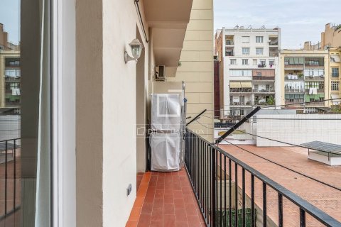 Купить квартиру в Барселона, Испания с 2 спальни, 71м², № 3952 - фото 7