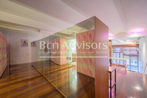 2 bedrooms apartment for sale in Barcelona, Catalonia, Spain № 2871 - photo 16