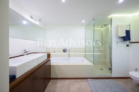 2 bedrooms apartment for sale in Barcelona, Catalonia, Spain № 2871 - photo 19