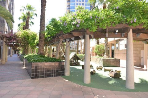 Купить квартиру в Барселона, Испания с 5 комнат, 141м², № 7620 - фото 23
