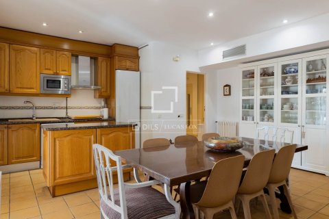 7 bedrooms villa for sale in Vilassar de Dalt, Barcelona, Catalonia, Spain № 4500 - photo 30