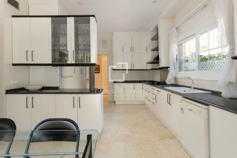 7 bedrooms villa for sale in Vilassar de Dalt, Barcelona, Catalonia, Spain № 4500 - photo 5