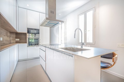 3 bedrooms apartment for sale in Barcelona, Catalonia, Spain № 5666 - photo 5