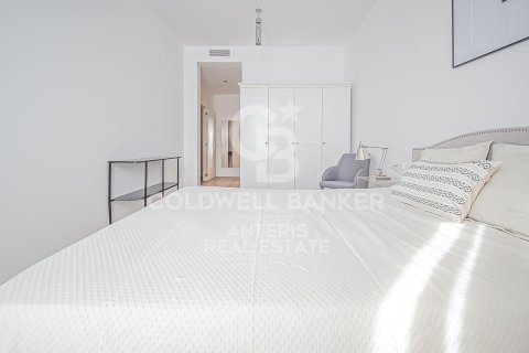3 bedrooms apartment for sale in Barcelona, Catalonia, Spain № 5666 - photo 11