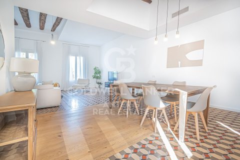 3 bedrooms apartment for sale in Barcelona, Catalonia, Spain № 5666 - photo 3