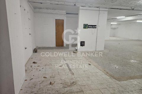 Propiedad comercial de 240 m² en venta en Barcelona, Cataluña, Spain № 5668 - foto 5