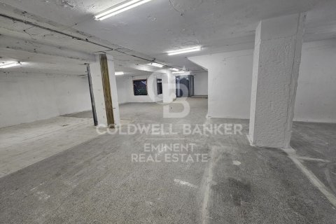 Propiedad comercial de 240 m² en venta en Barcelona, Cataluña, Spain № 5668 - foto 3