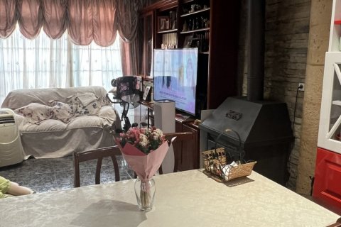 Сasa de 3 dormitorios en venta en Olesa de Bonesvalls, Barcelona, Cataluña, Spain № 8936 - foto 12