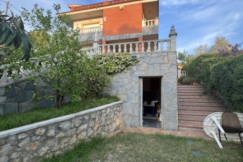 Сasa de 3 dormitorios en venta en Olesa de Bonesvalls, Barcelona, Cataluña, Spain № 8936 - foto 3