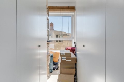 Apartamento de 4 dormitorios en venta en Barcelona, Cataluña, Spain № 7283 - foto 7