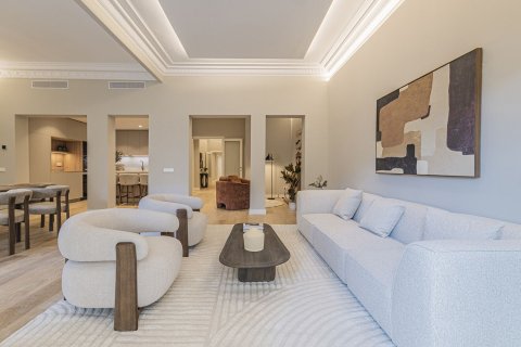 5 chambres apartment à vendre à Barcelona, Catalonia, Spain № 7284 - photo 23