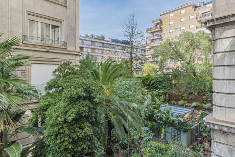 5 chambres apartment à vendre à Barcelona, Catalonia, Spain № 7284 - photo 27