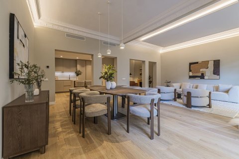 5 chambres apartment à vendre à Barcelona, Catalonia, Spain № 7284 - photo 18