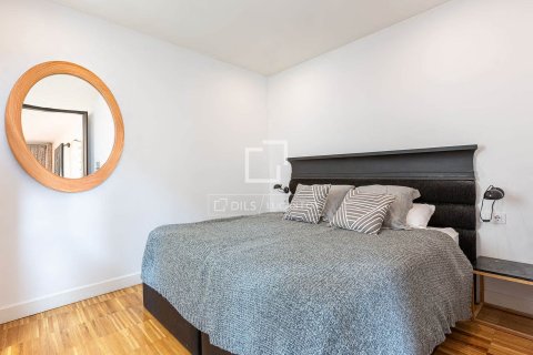 Apartamento de 2 dormitorios en venta en Barcelona, Cataluña, Spain № 7281 - foto 15
