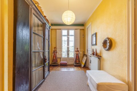 Villa de 5 dormitorios en venta en Barcelona, Cataluña, Spain № 7279 - foto 21