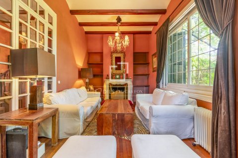 Villa de 5 dormitorios en venta en Barcelona, Cataluña, Spain № 7279 - foto 26