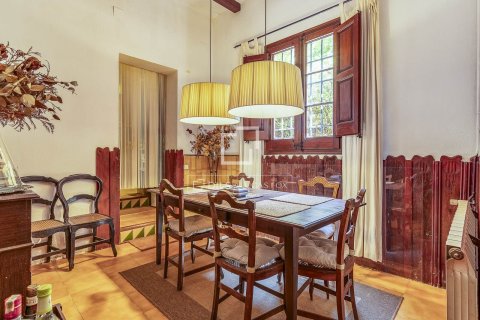 Villa de 5 dormitorios en venta en Barcelona, Cataluña, Spain № 7279 - foto 25