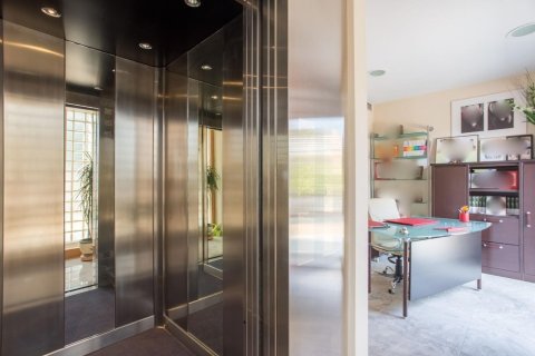 5 bedrooms house for sale in Sant Vicenc De Montalt, Barcelona, Catalonia, Spain № 1353 - photo 22