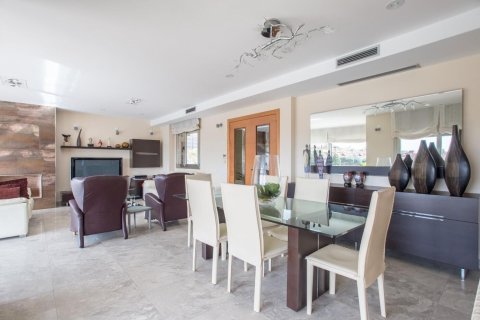 5 bedrooms house for sale in Sant Vicenc De Montalt, Barcelona, Catalonia, Spain № 1353 - photo 10