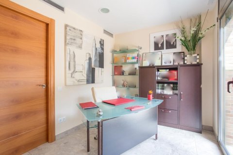 5 bedrooms house for sale in Sant Vicenc De Montalt, Barcelona, Catalonia, Spain № 1353 - photo 21
