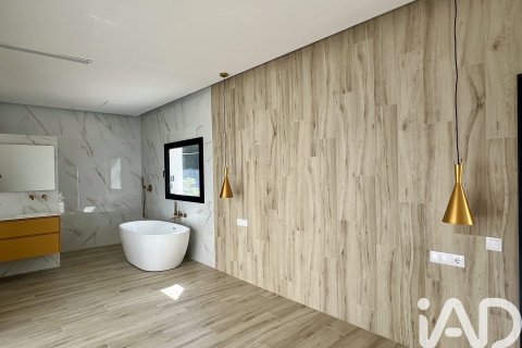 8 bedrooms house for sale in Sant Andreu de Llavaneres, Barcelona, Catalonia, Spain № 4784 - photo 10