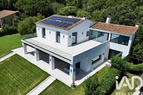 8 bedrooms house for sale in Sant Andreu de Llavaneres, Barcelona, Catalonia, Spain № 4784 - photo 3