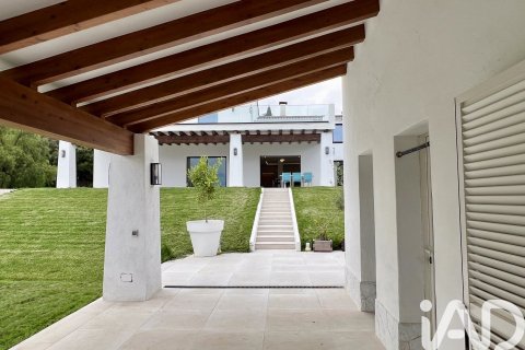 8 bedrooms house for sale in Sant Andreu de Llavaneres, Barcelona, Catalonia, Spain № 4784 - photo 22