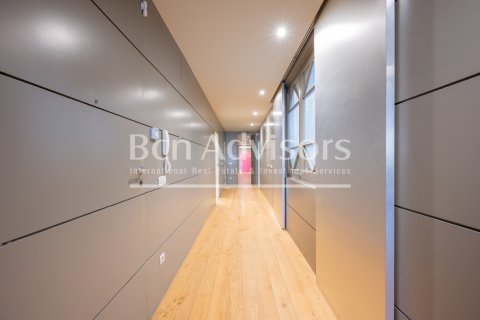 4 bedrooms apartment for sale in Barcelona, Catalonia, Spain № 2862 - photo 15