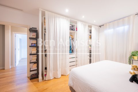 4 bedrooms apartment for sale in Barcelona, Catalonia, Spain № 2862 - photo 30