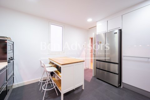 4 bedrooms apartment for sale in Barcelona, Catalonia, Spain № 2862 - photo 19