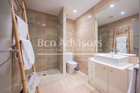 4 bedrooms apartment for sale in Barcelona, Catalonia, Spain № 2862 - photo 21