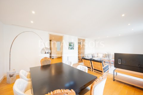 4 bedrooms apartment for sale in Barcelona, Catalonia, Spain № 2862 - photo 11