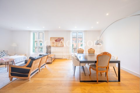 4 bedrooms apartment for sale in Barcelona, Catalonia, Spain № 2862