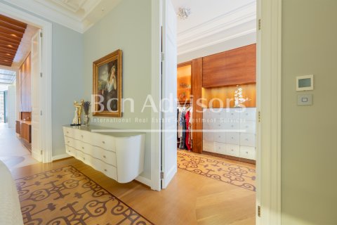 2 bedrooms apartment for sale in Barcelona, Catalonia, Spain № 2858 - photo 24