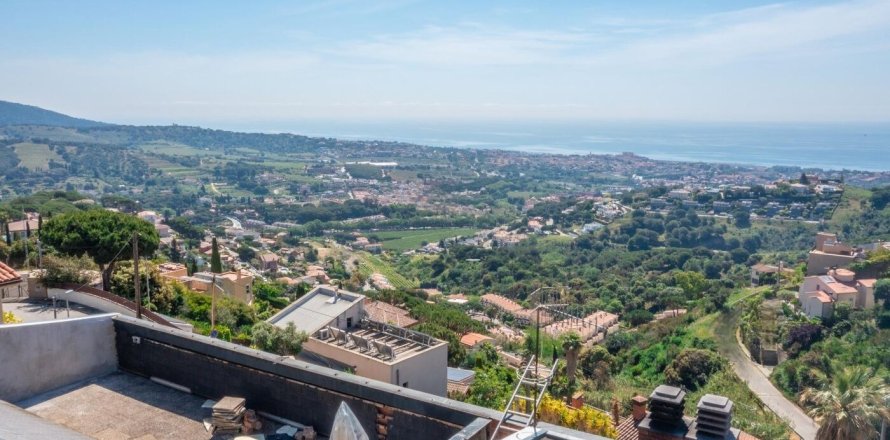 5 bedrooms house for sale in Alella, Barcelona, Catalonia, Spain № 1428