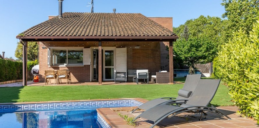 4 chambres house à vendre à Sant Cugat Del Valles, Barcelona, Catalonia, Spain № 1430