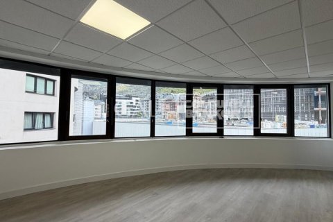 146 sq.m. office for rent in Principado De Andorra (Ninguna Poblacion Tiene C.P.), Lleida, Catalonia, Spain № 8003 - photo 7
