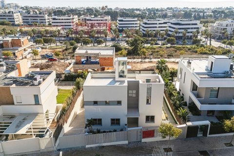 5 bedrooms house for sale in Sitges, Barcelona, Catalonia, Spain № 6471 - photo 4
