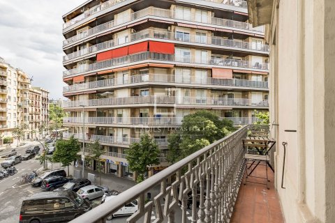 3 chambres apartment à vendre à Barcelona, Catalonia, Spain № 7127 - photo 2