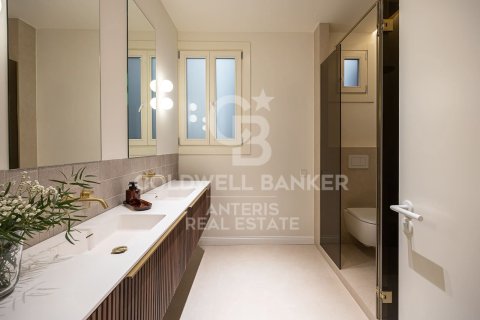 4 bedrooms apartment for sale in Barcelona, Catalonia, Spain № 5411 - photo 14