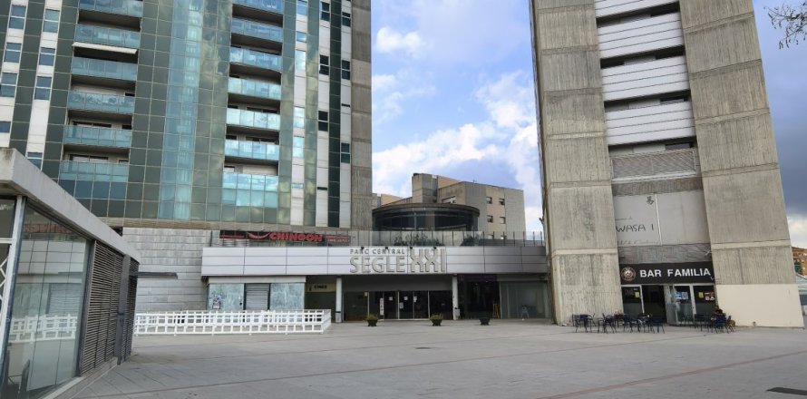 2340 sq.m. commercial property for sale in Barcelona, Catalonia, Spain № 1317