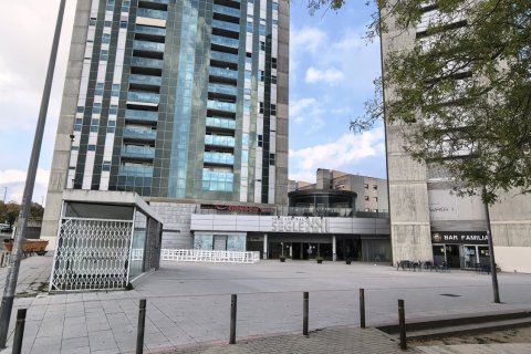 2340 sq.m. commercial property for sale in Barcelona, Catalonia, Spain № 1317 - photo 11