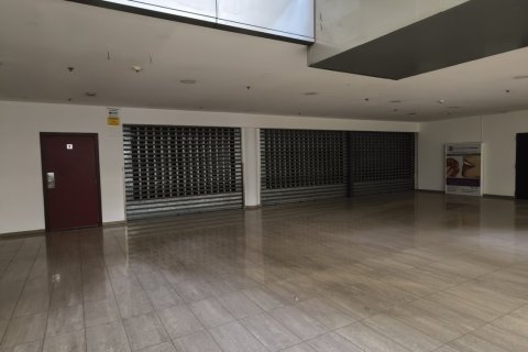 2340 sq.m. commercial property for sale in Barcelona, Catalonia, Spain № 1317 - photo 13