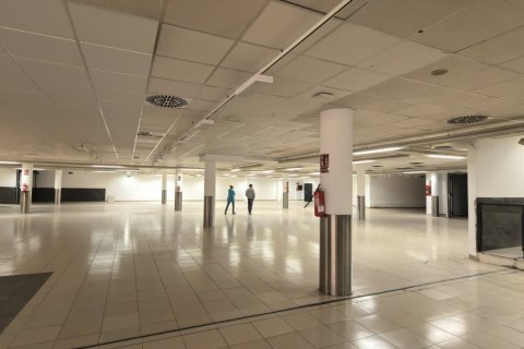 2340 sq.m. commercial property for sale in Barcelona, Catalonia, Spain № 1317 - photo 3