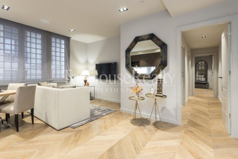 2 bedrooms apartment for sale in Ciutat Vella, Barcelona, Catalonia, Spain № 2343 - photo 2