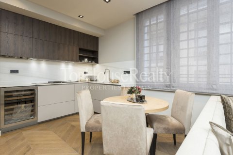 2 bedrooms apartment for sale in Ciutat Vella, Barcelona, Catalonia, Spain № 2343 - photo 5
