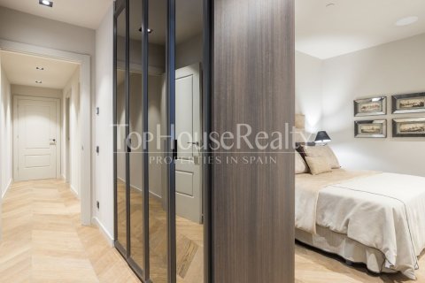 2 bedrooms apartment for sale in Ciutat Vella, Barcelona, Catalonia, Spain № 2343 - photo 20